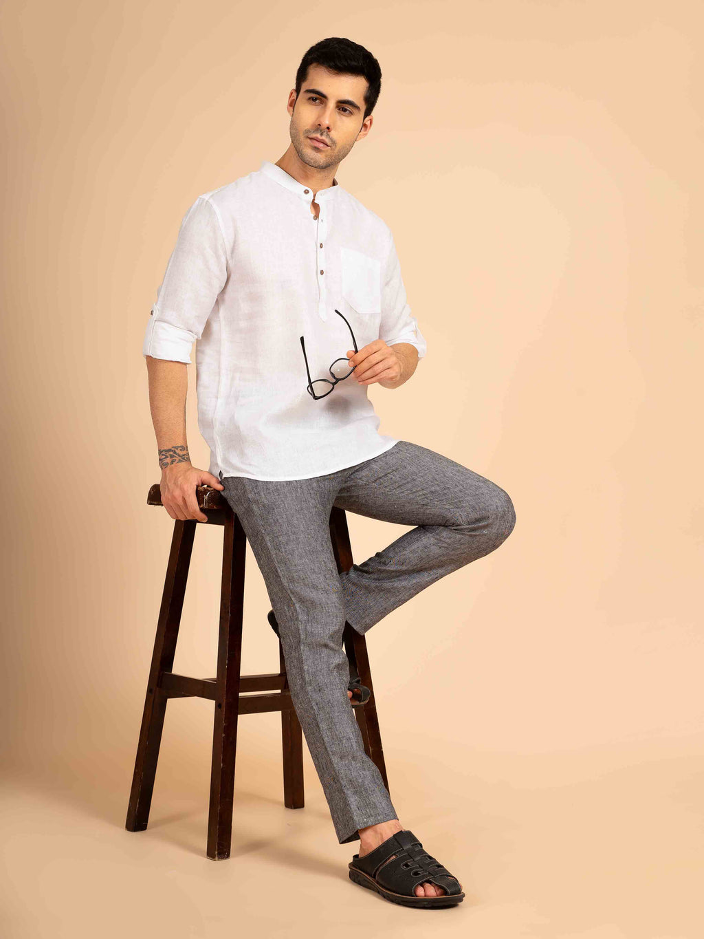 ST4U Men's Pure Linen Full Sleeve Solid Short Kurta – White